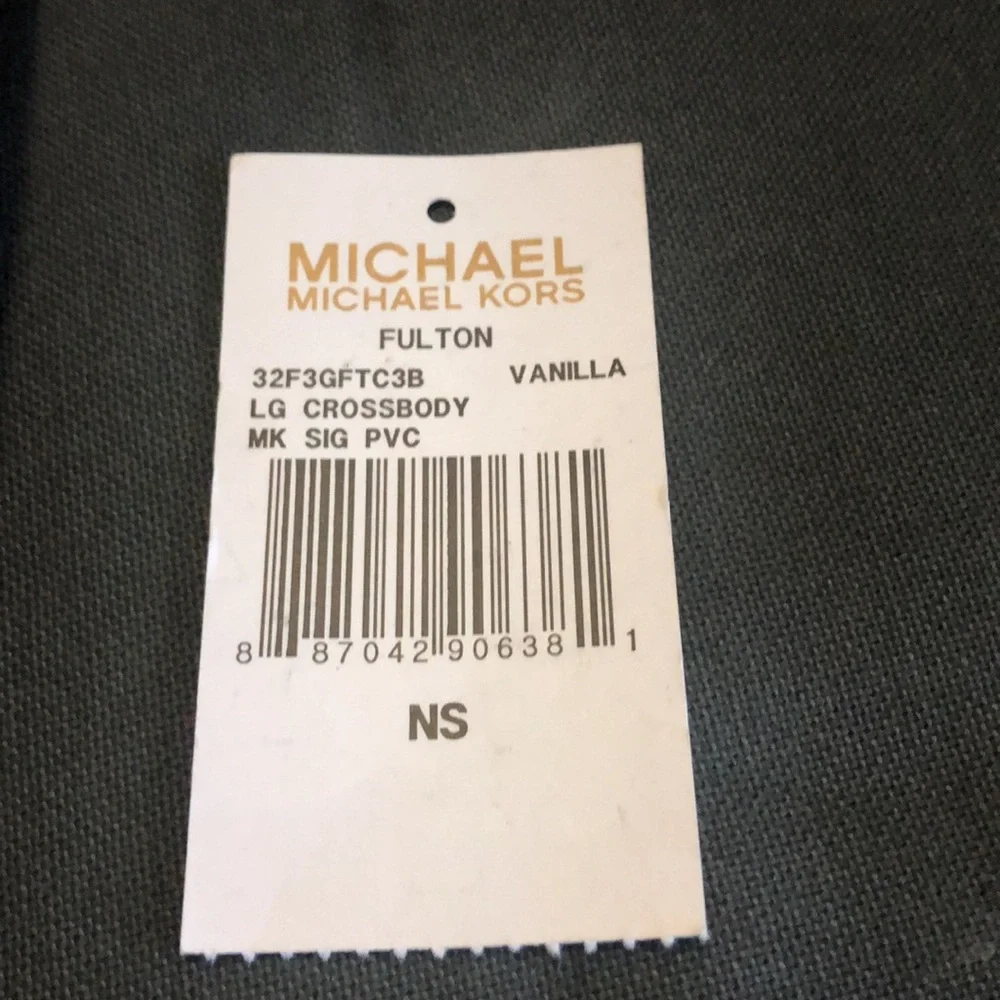 Michael Kors Cross Shoulder Bag - Picture 14 of 15